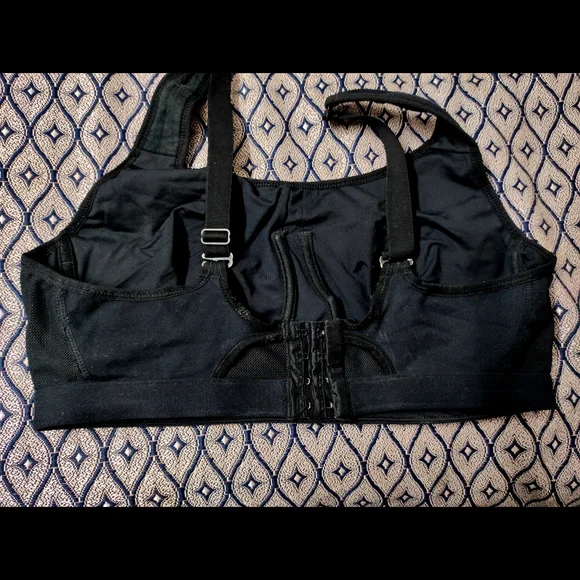 ❌SOLD❌ Sports Bra - Picture 2 of 3